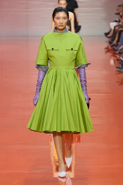 Look 7